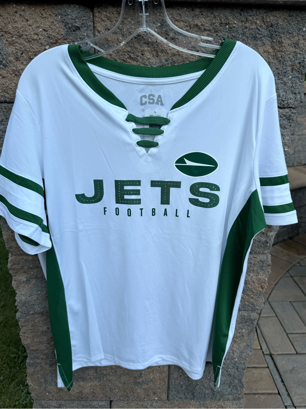 NWT- Women’s New York Jets V-Neck Lace-Up T-shirt Size: XL